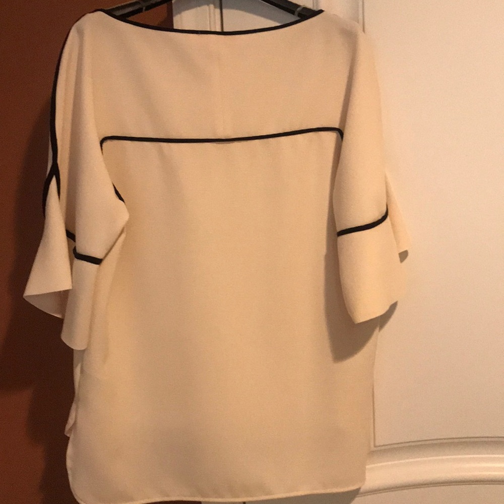 Elegant Chloe blouse